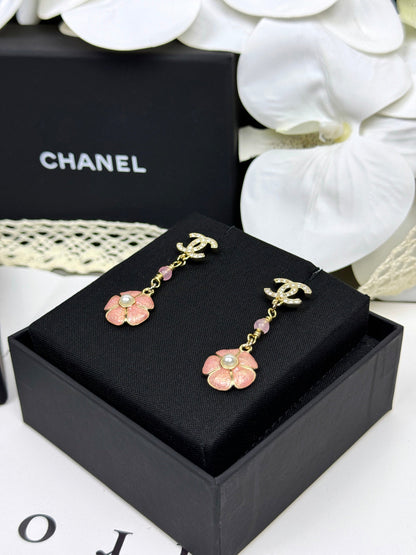 [Marins]26C Pink Camellia Enamel Pendant with Double C Earrings