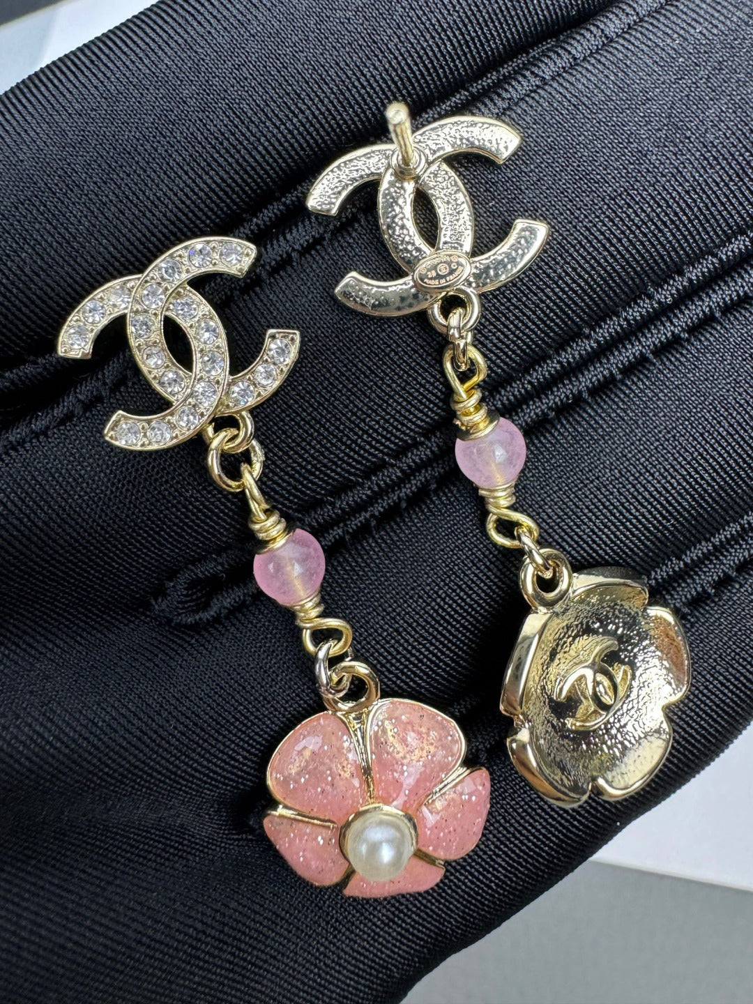 [Marins]26C Pink Camellia Enamel Pendant with Double C Earrings