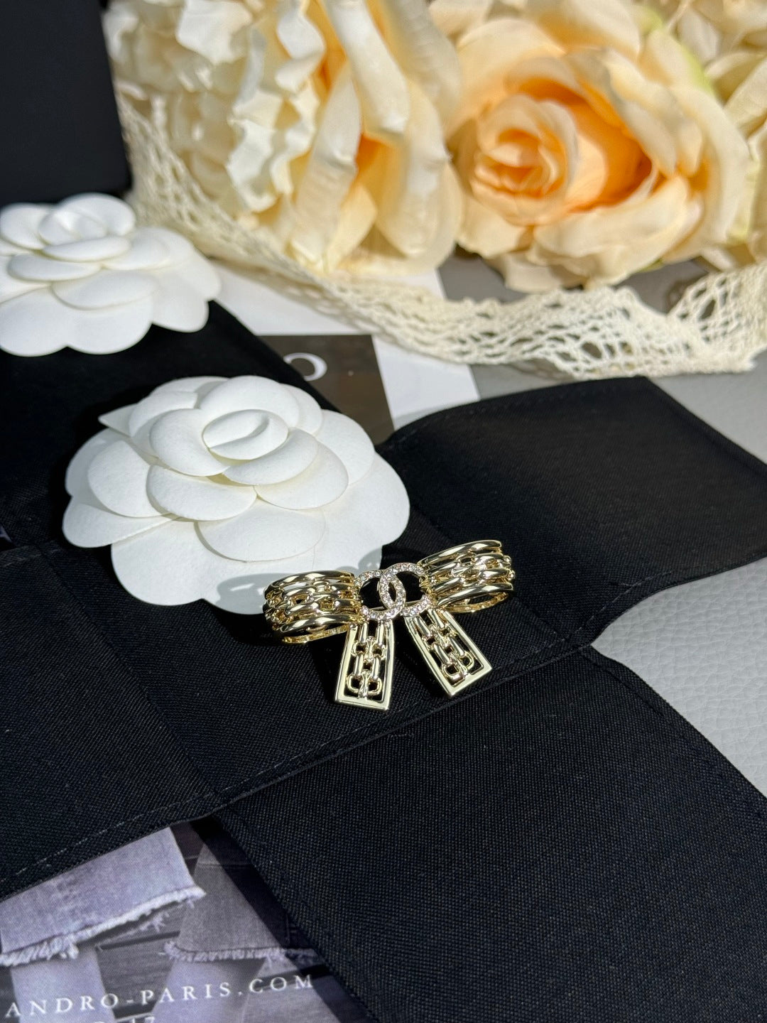 [Marins]25K Hollow Bow Brooch