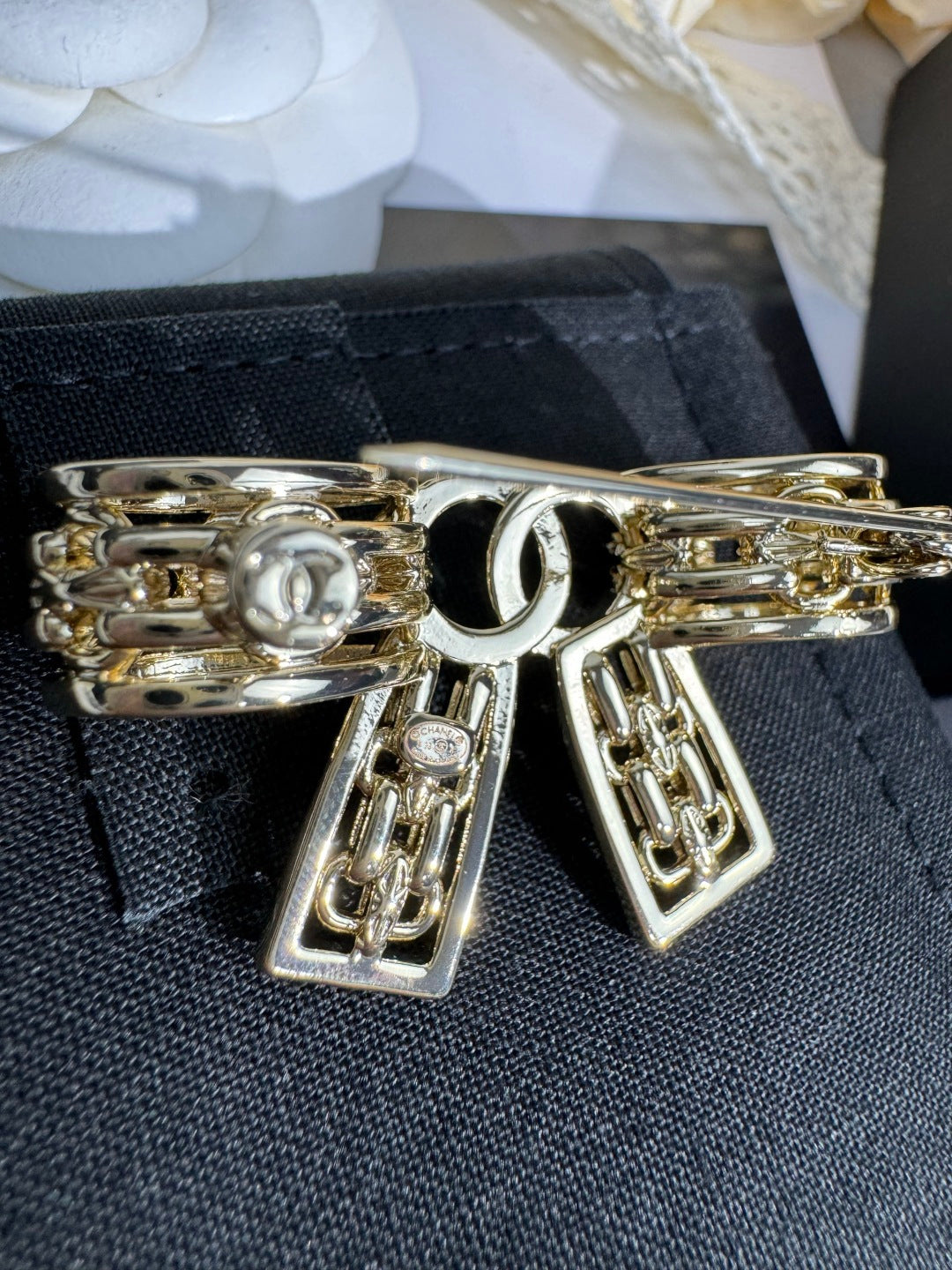 [Marins]25K Hollow Bow Brooch