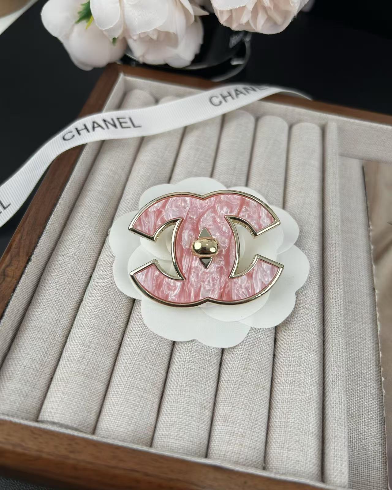 [Marins]Pink Resin Classic Brooch 5cm