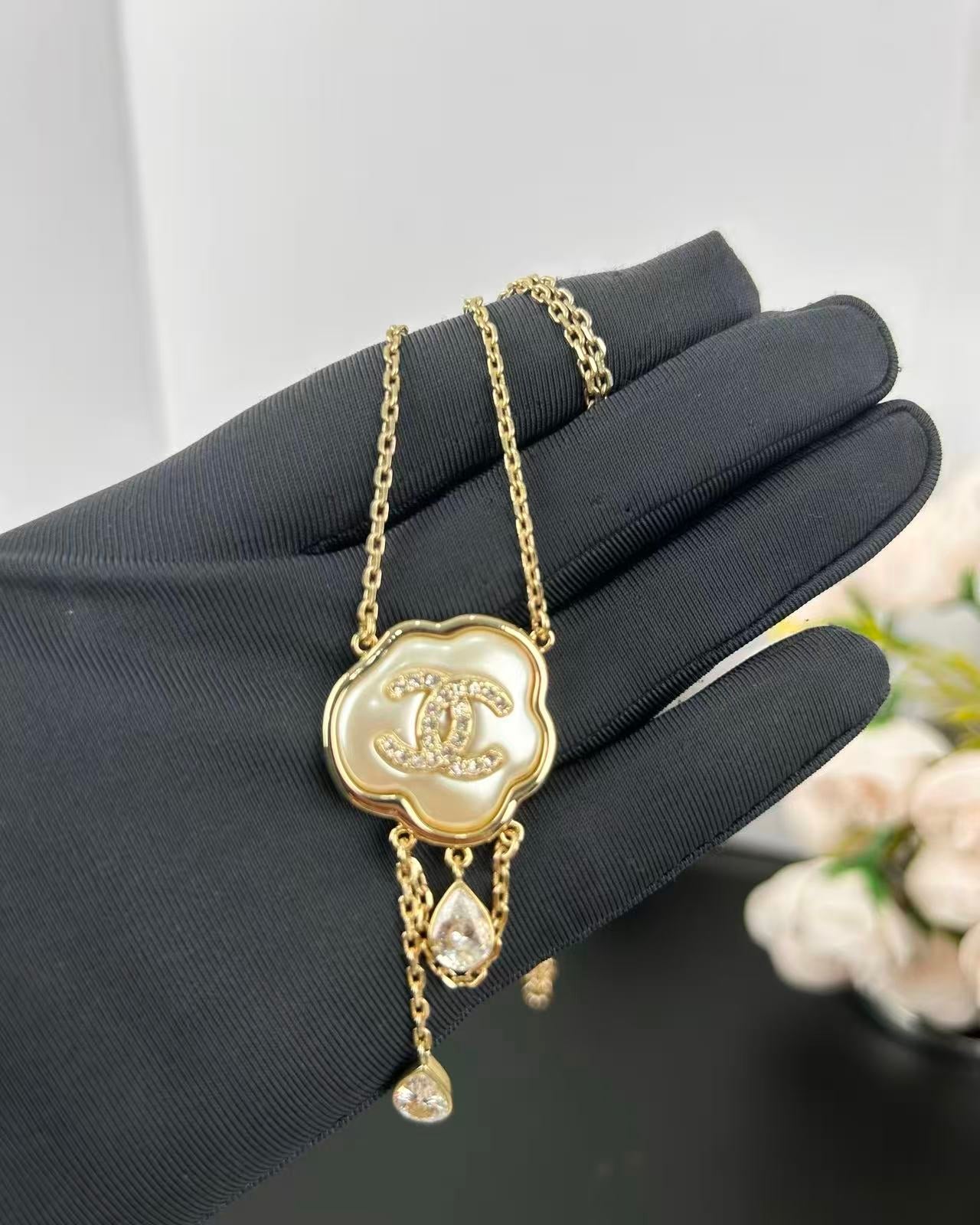 [Marins]Cloud Pearl Mother-of-Pearl Diamond Chain Pendant Necklace