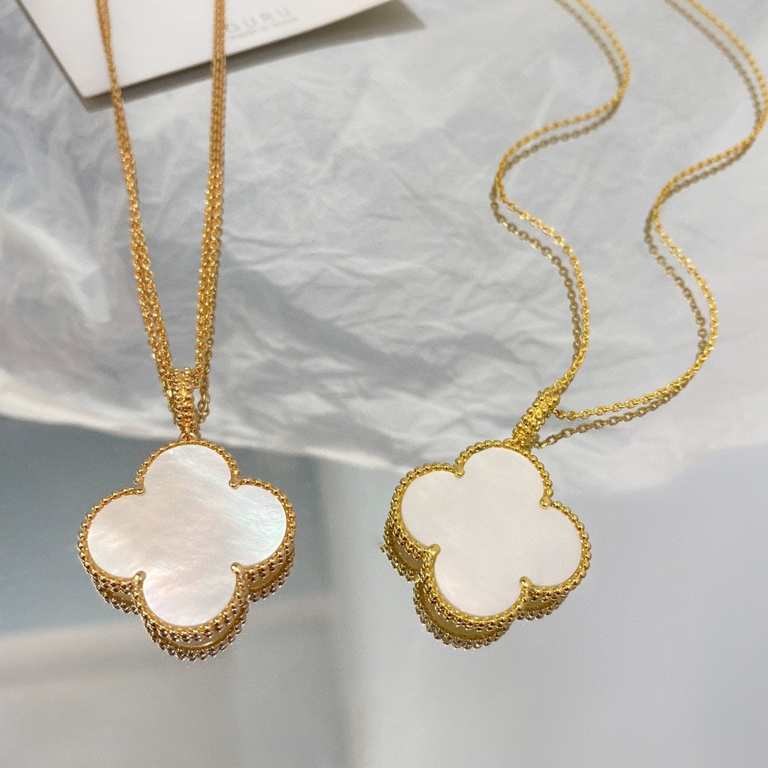 [Marins]CLOVER 25MM MOP LARGE PENDANT NECKLACE