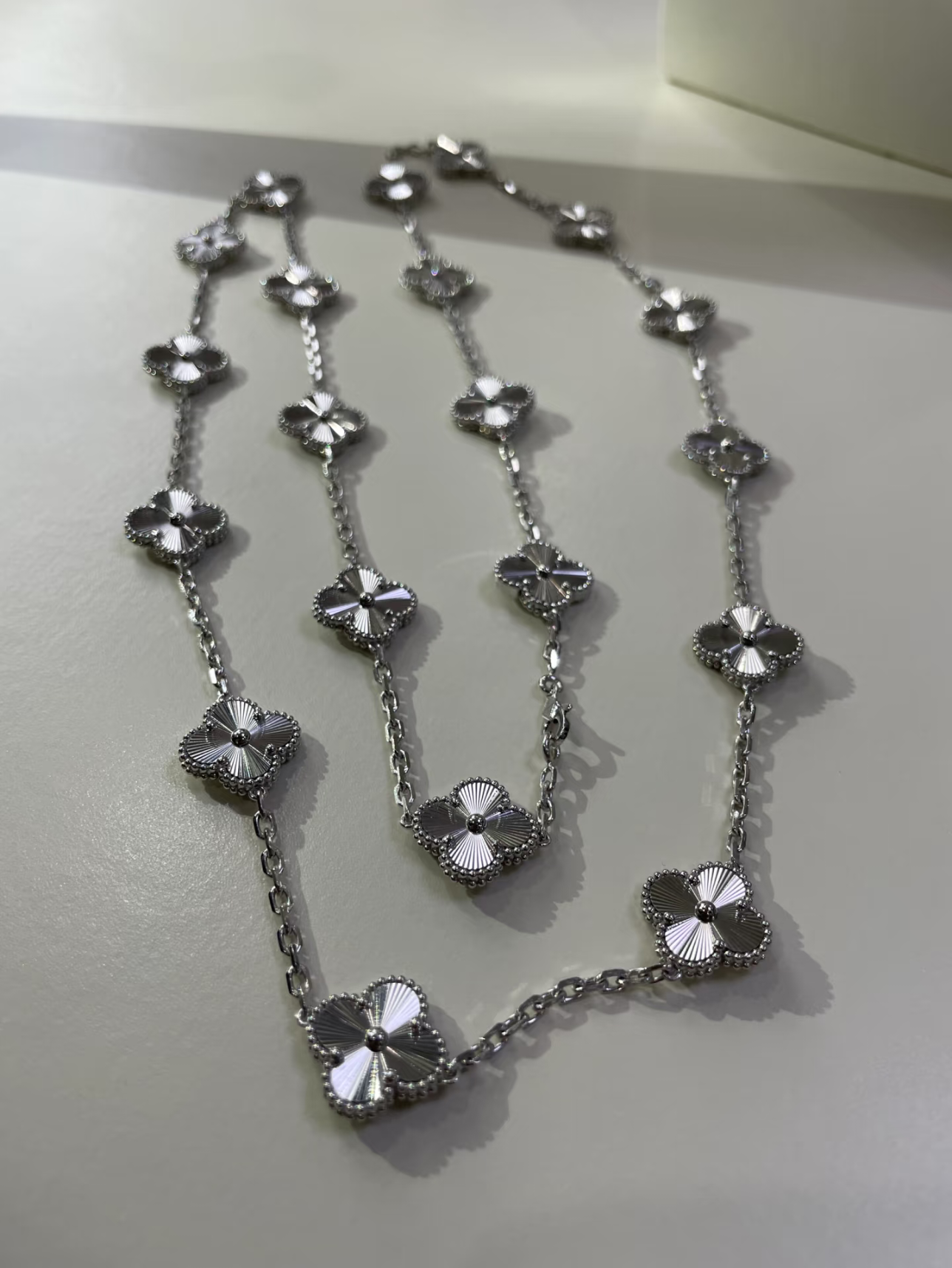 [Marins]CLOVER 20 MOTIFS SILVER LASER