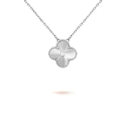 [Marins]CLOVER  15MM DIAMOND LASER NECKLACE SILVER