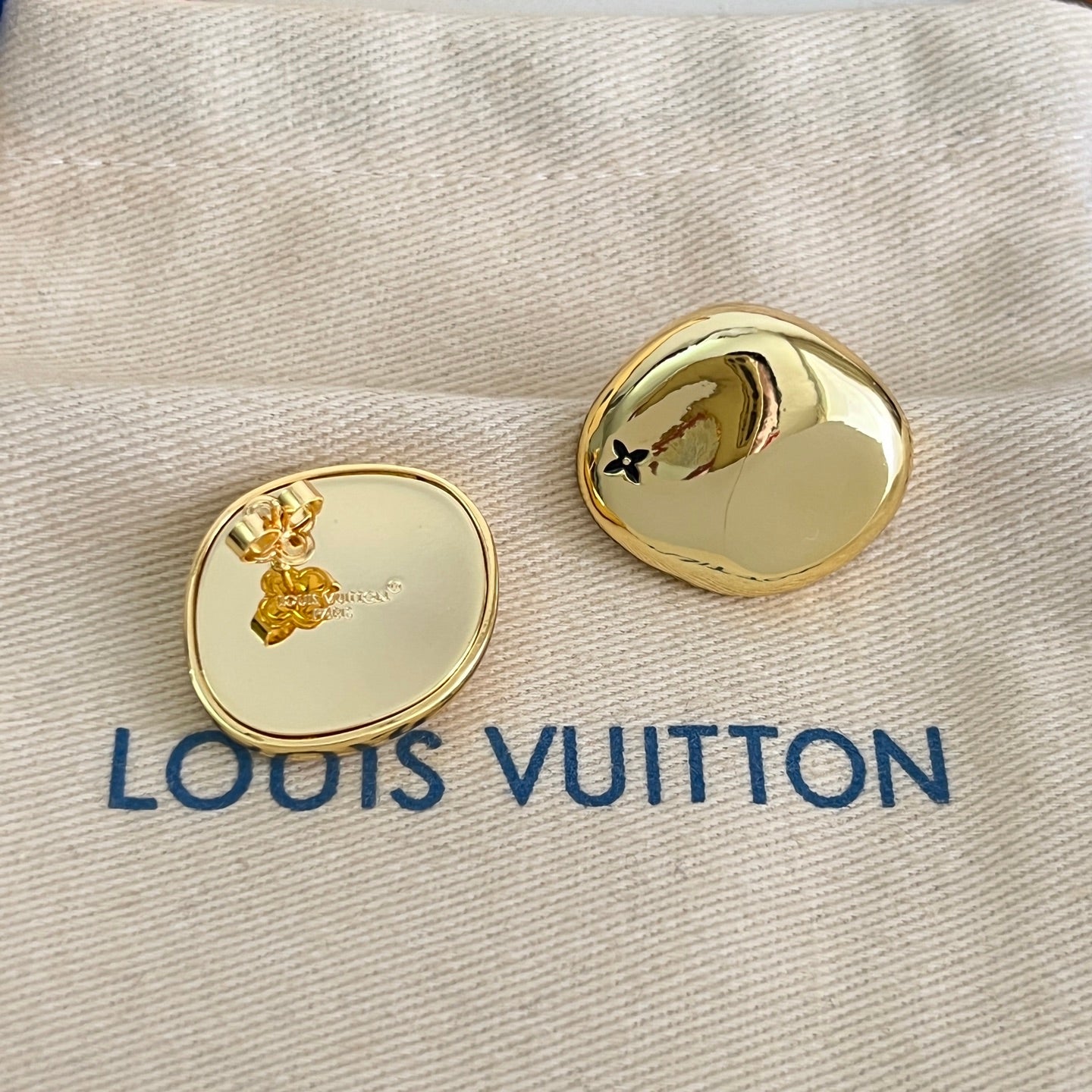 [Marins]Gold Paris Stud Earrings