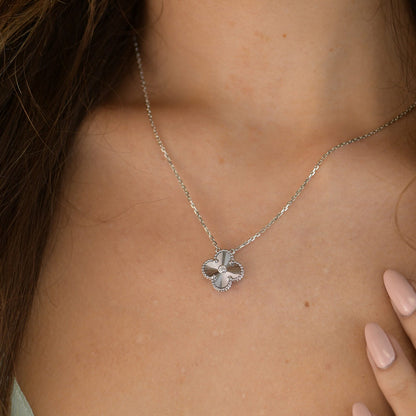 [Marins]CLOVER  15MM DIAMOND LASER NECKLACE SILVER