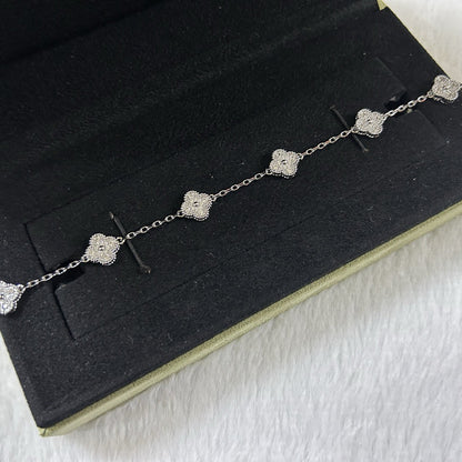 [Marins]CLOVER 6 MOTIF DIAMOND BRACELET