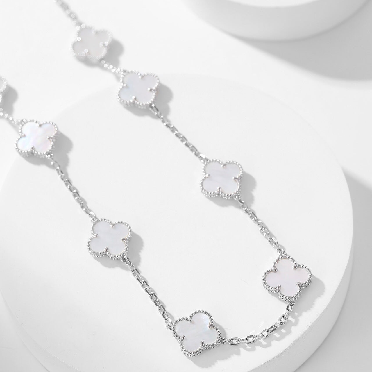 [Marins]CLOVER 10 MOTIFS WHITE MOTHER OF PEARL NECKLACE