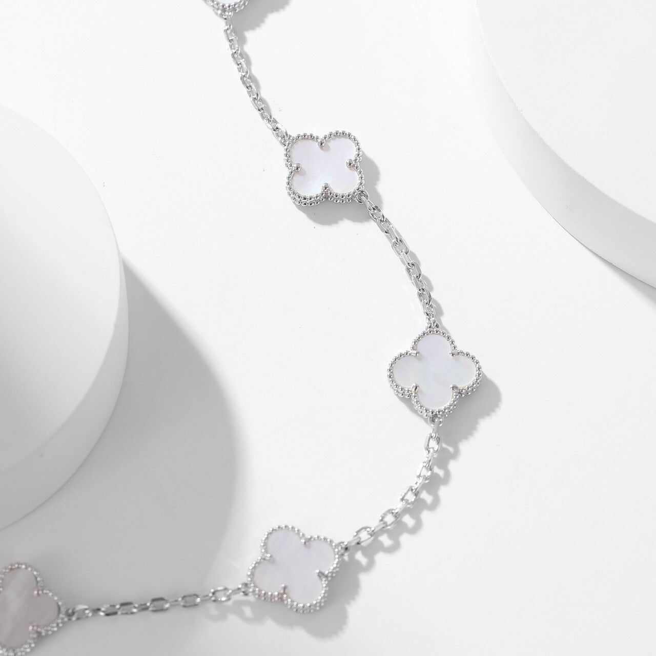 [Marins]CLOVER 10 MOTIFS WHITE MOTHER OF PEARL NECKLACE