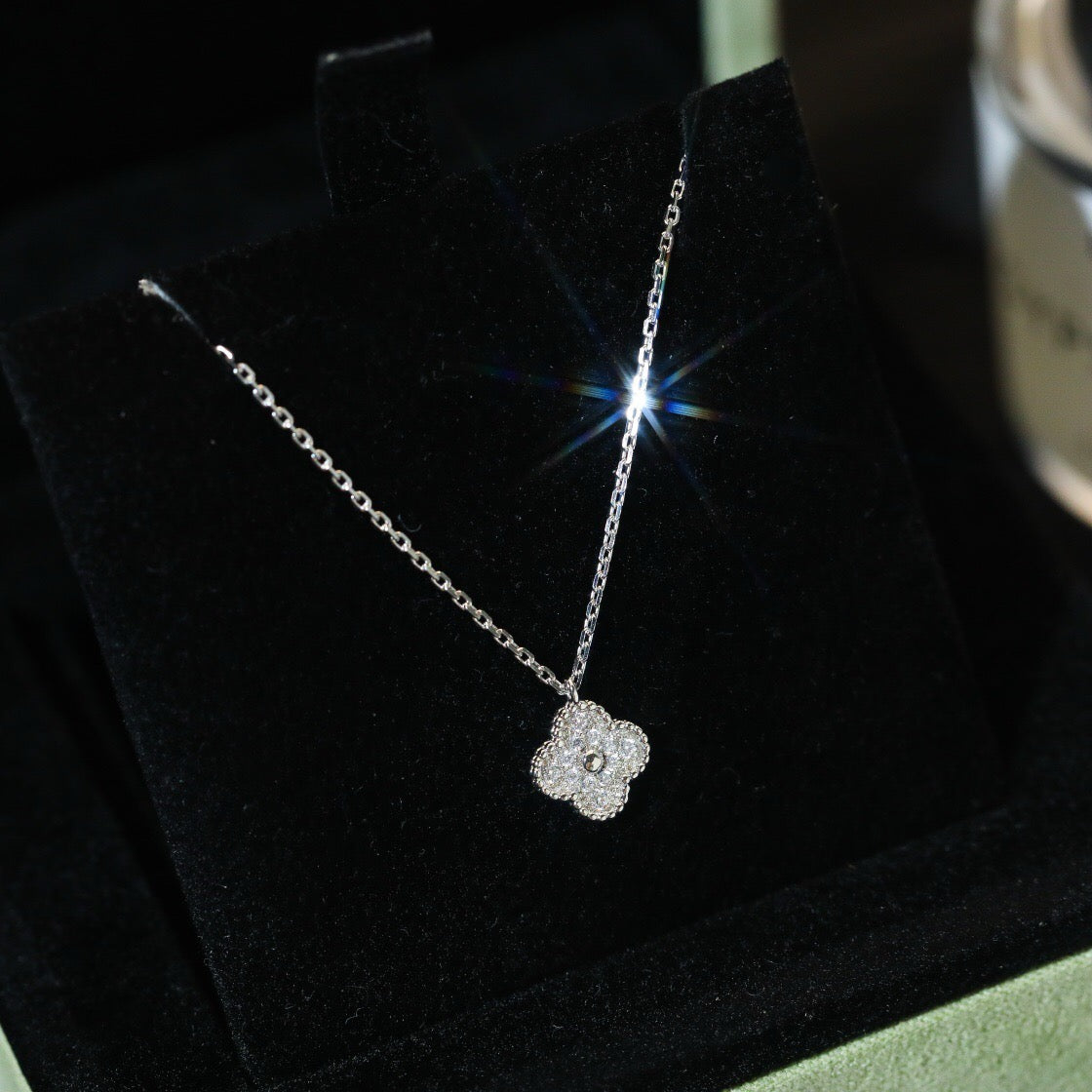 [Marins]CLOVER MINI 9.5MM PENDANT DIAMOND NECKLACE
