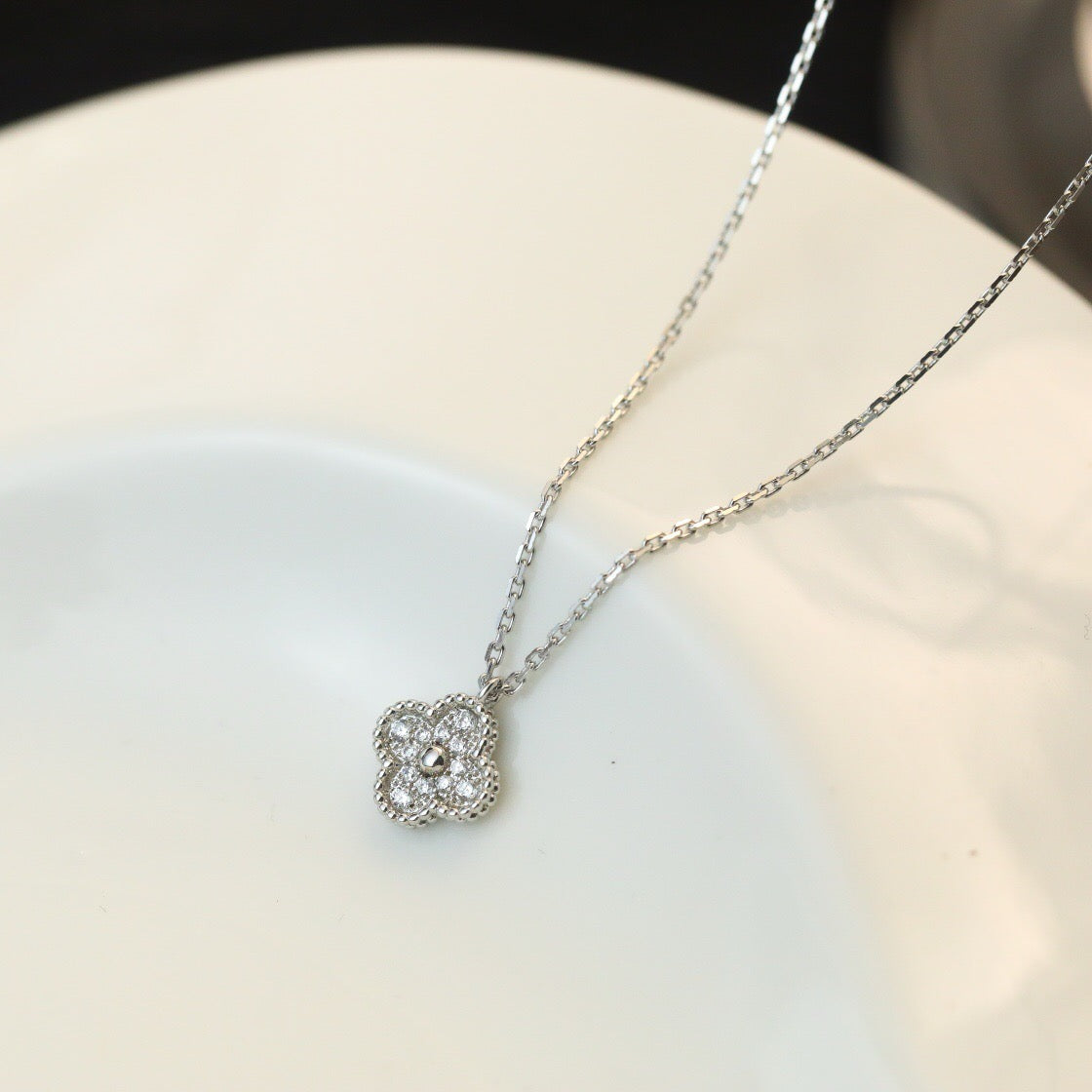 [Marins]CLOVER MINI 9.5MM PENDANT DIAMOND NECKLACE