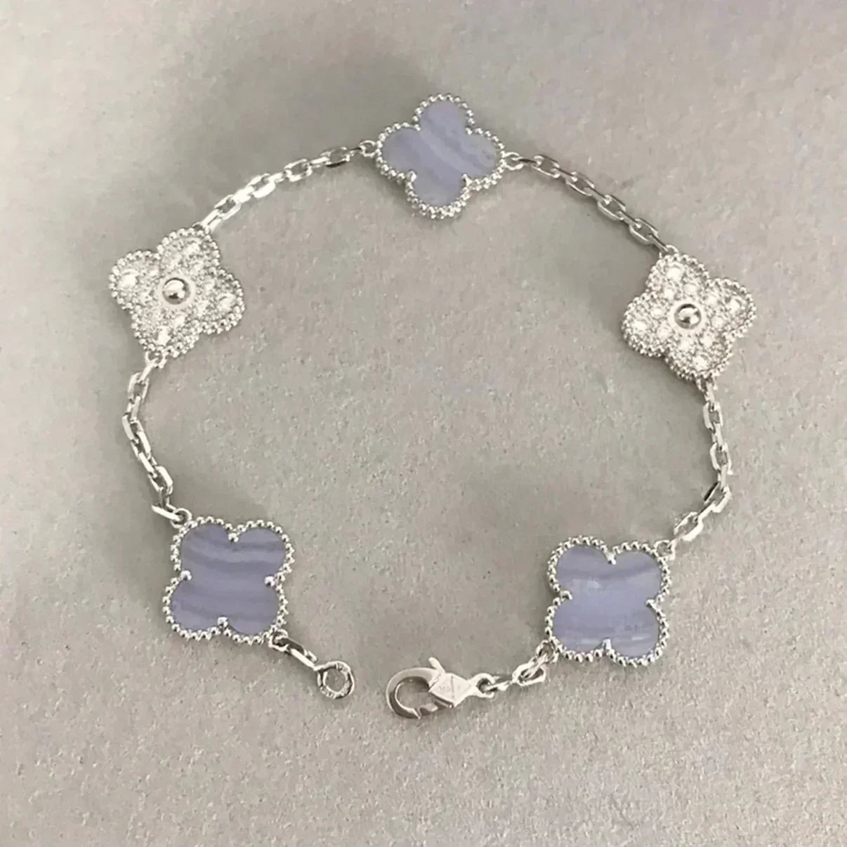 [Marins] CLOVER 5 MOTIF PURPLE CHALCEDONY BRACELET COLLECTION