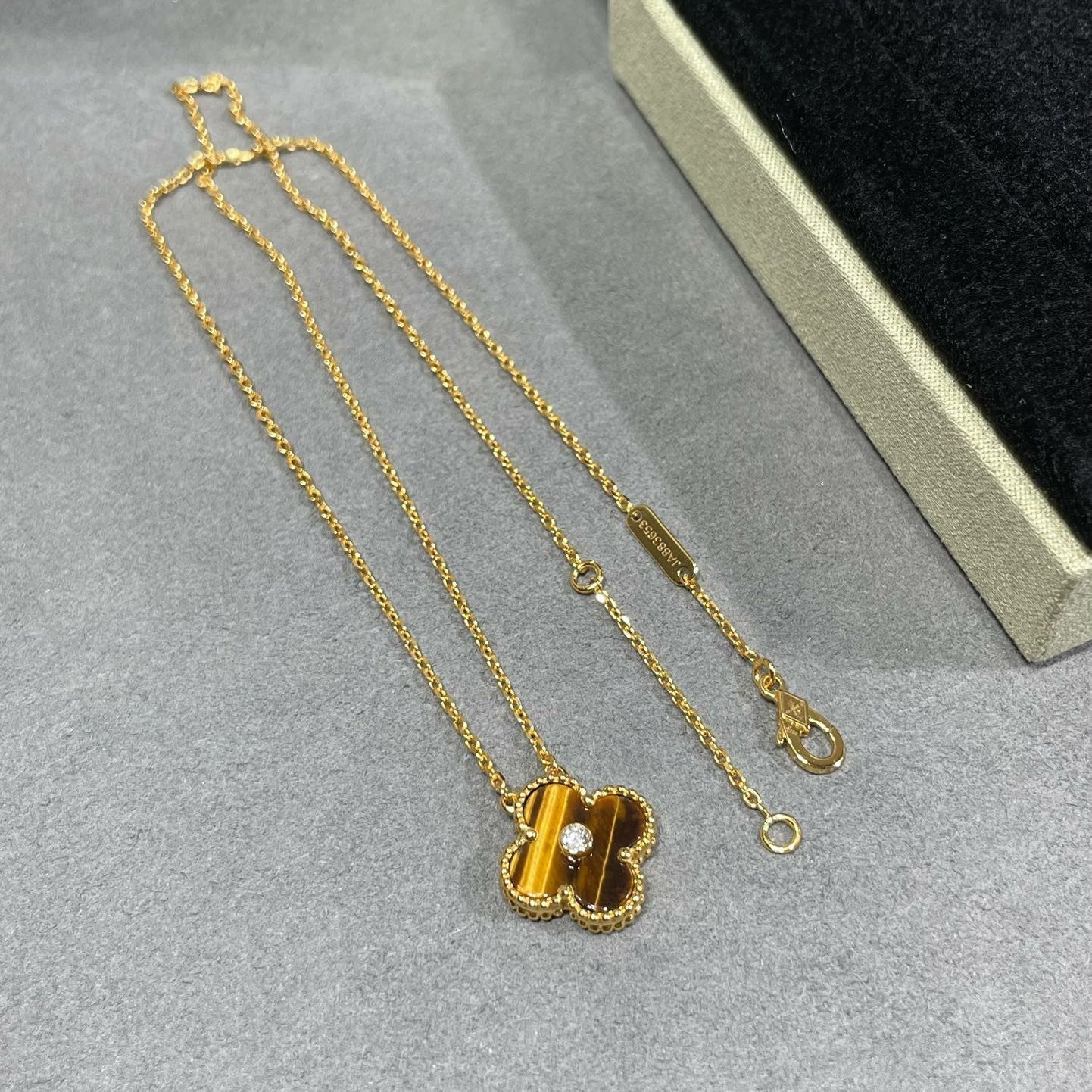 [Marins]CLOVER 15MM DIAMOND AND YELLOW TIGER'S EYE AGATE necklace
