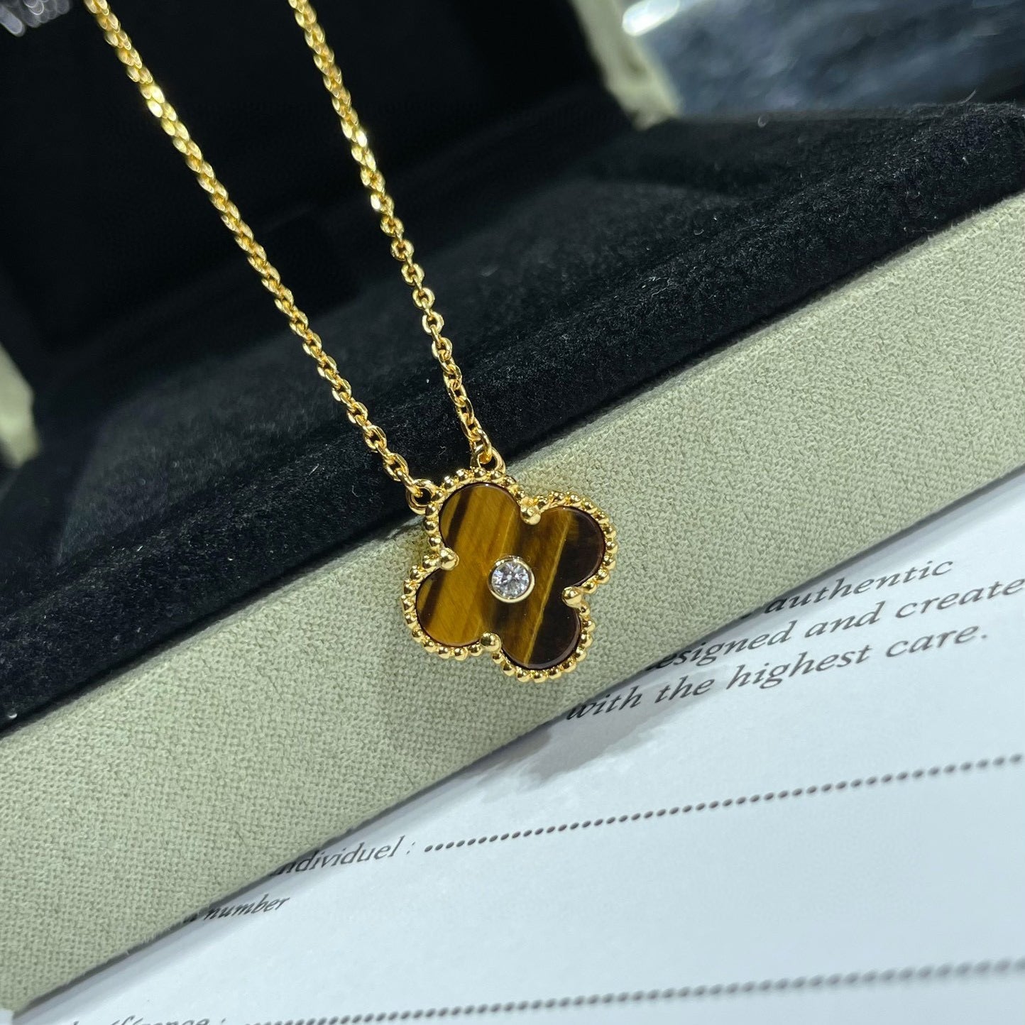 [Marins]CLOVER 15MM DIAMOND AND YELLOW TIGER'S EYE AGATE necklace