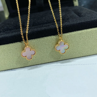 [Marins]CLOVER 15MM PINK MOTHER-OF-PEARL SINGLE FLOWER NECKLACE