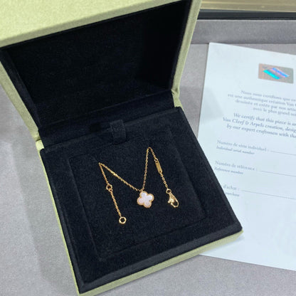 [Marins]CLOVER 15MM PINK MOTHER-OF-PEARL SINGLE FLOWER NECKLACE
