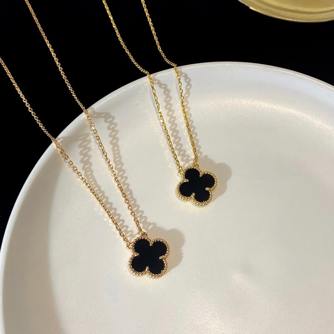 [Marins]CLOVER 15MM BLACK ONYX SINGLE FLOWER NECKLACE