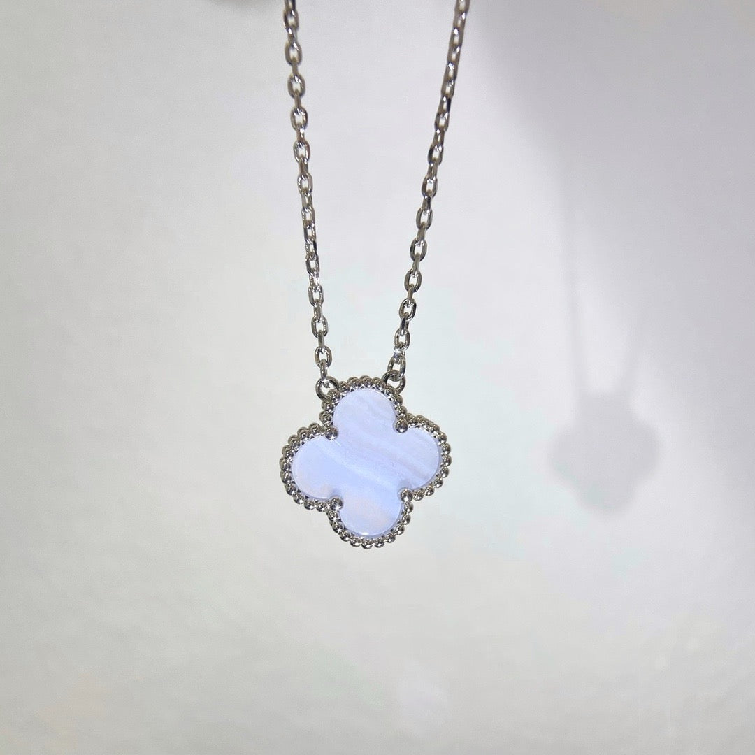 [Marins]CLOVER 15MM BLUE CHALCEDONY NECKLACE SILVER