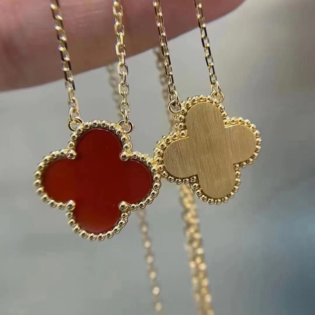 [Marins]CLOVER 15MM CARNELIAN SINGLE FLOWER NECKLACE