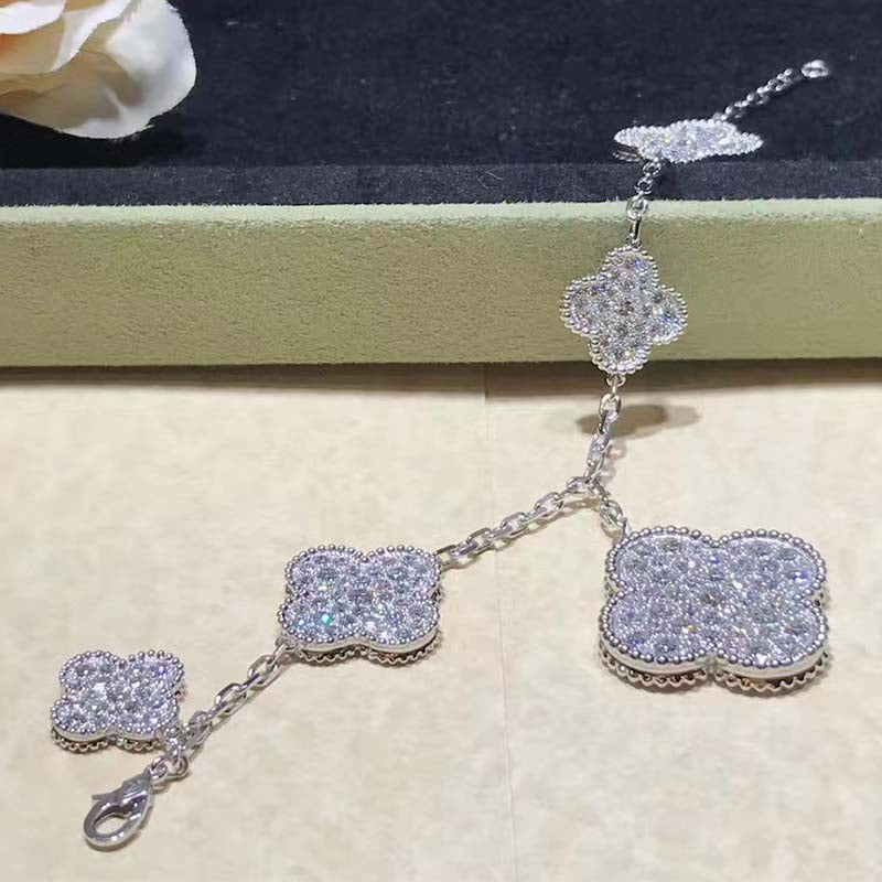 [Marins]CLOVER 6 MOTIFS SILVER DIAMOND BRACELET
