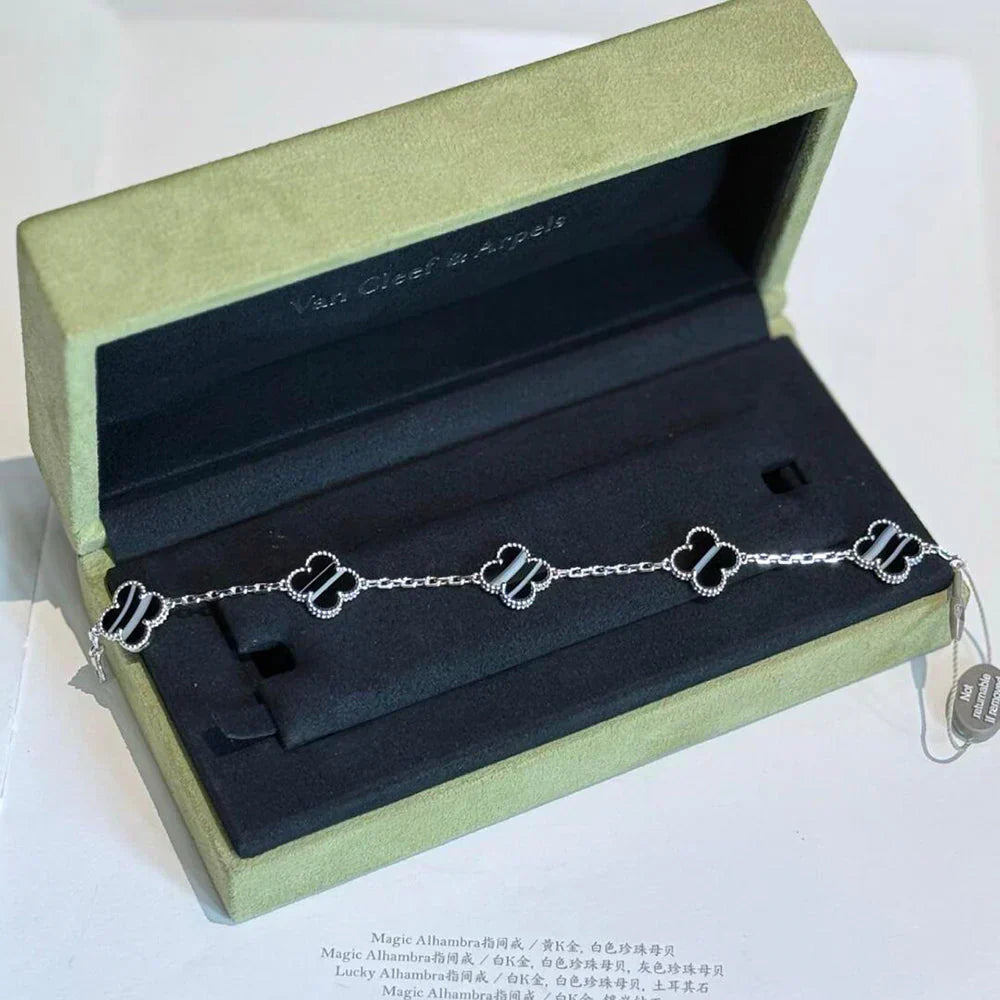 [Marins] CLOVER 5 MOTIF PULSAR STONE BRACELET COLLECTION