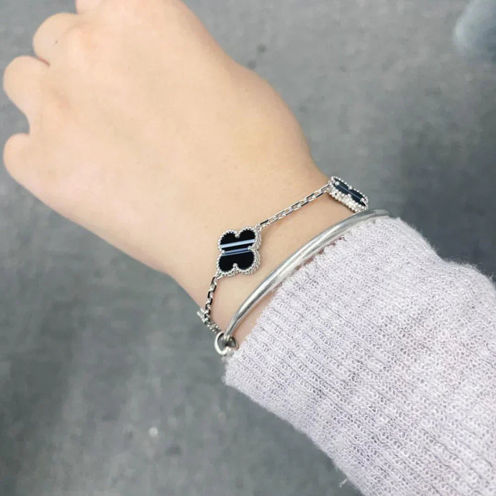 [Marins] CLOVER 5 MOTIF PULSAR STONE BRACELET COLLECTION