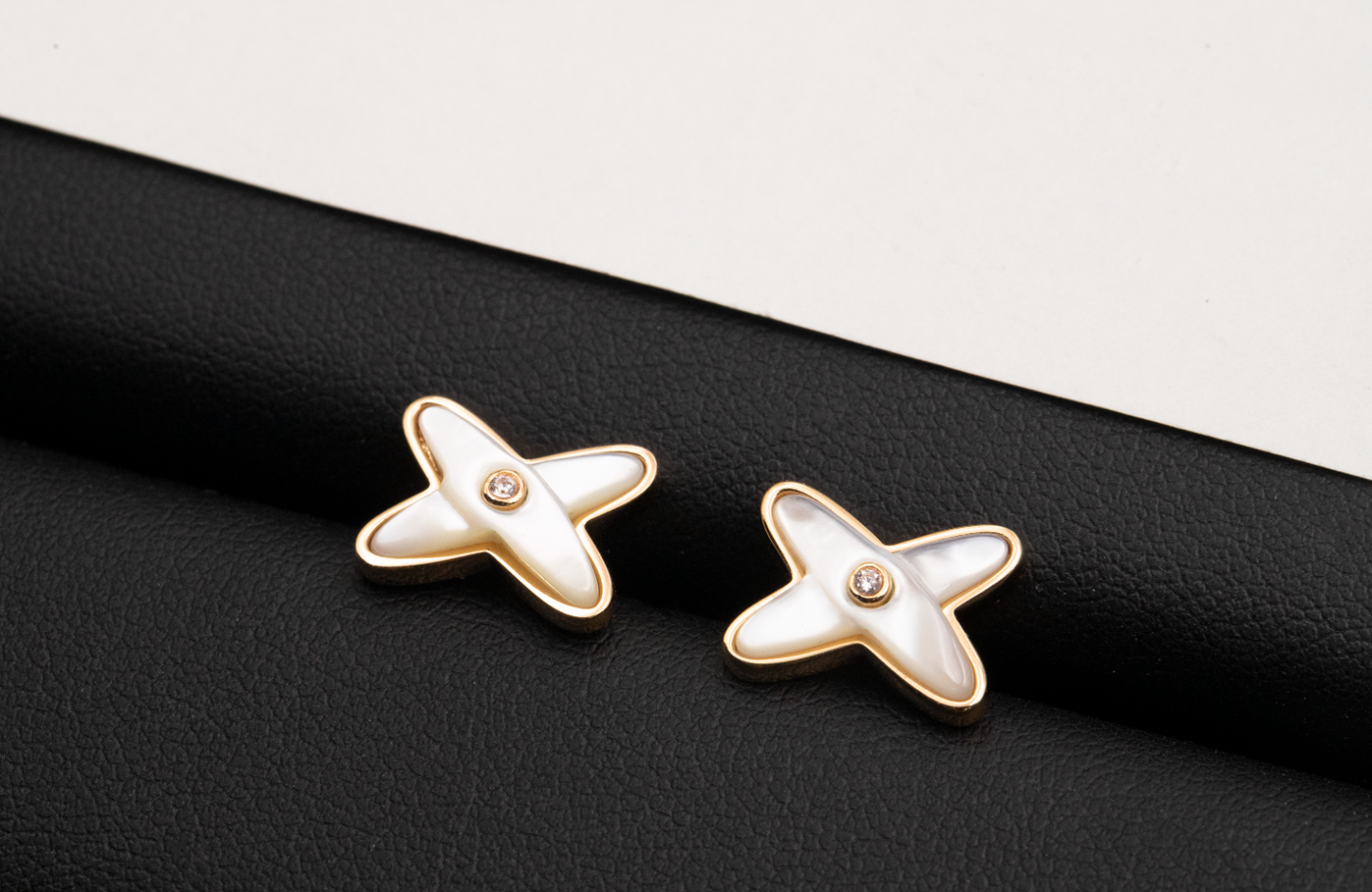 [Marins]JEUX DE WHITE MOP PINK GOLD DIAMOND EARRINGS