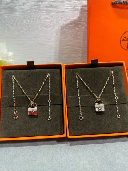 [Marins]H CIRCE MOISSANITE PENDANT NECKLACE GOLD