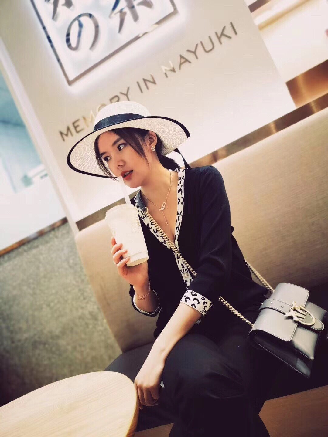 [Marins]HM FIRE PIG NOSE NECKLACE TRENDY STREET
