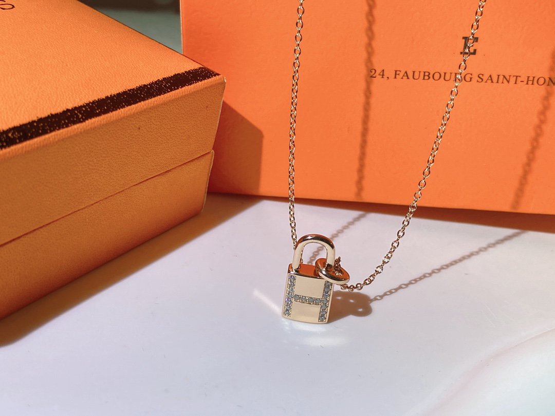 [Marins]HM ADVANCED NICHE LOCK HEAD NECKLACE DIAMONDS