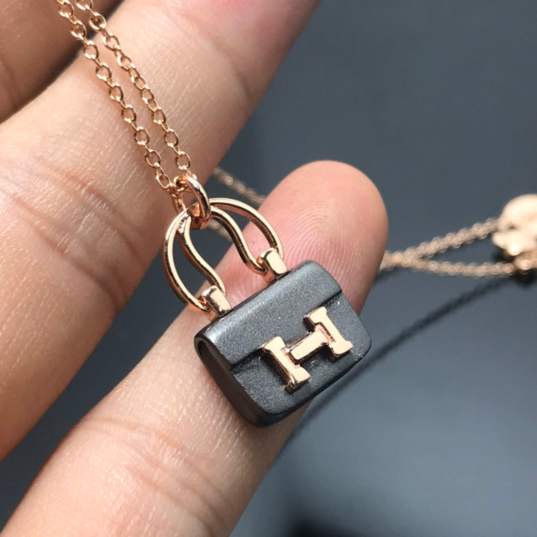 [Marins]WOMEN'S HM AMULETTES CONSTANCE PENDANT NECKLACE