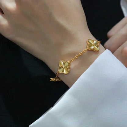 [Marins] CLOVER 5 MOTIF LASER BRACELET COLLECTION