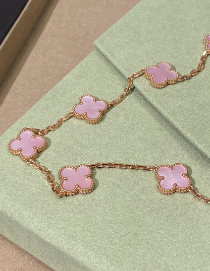 [Marins Jewellery] Pink Necklace with Ten Clover Designs