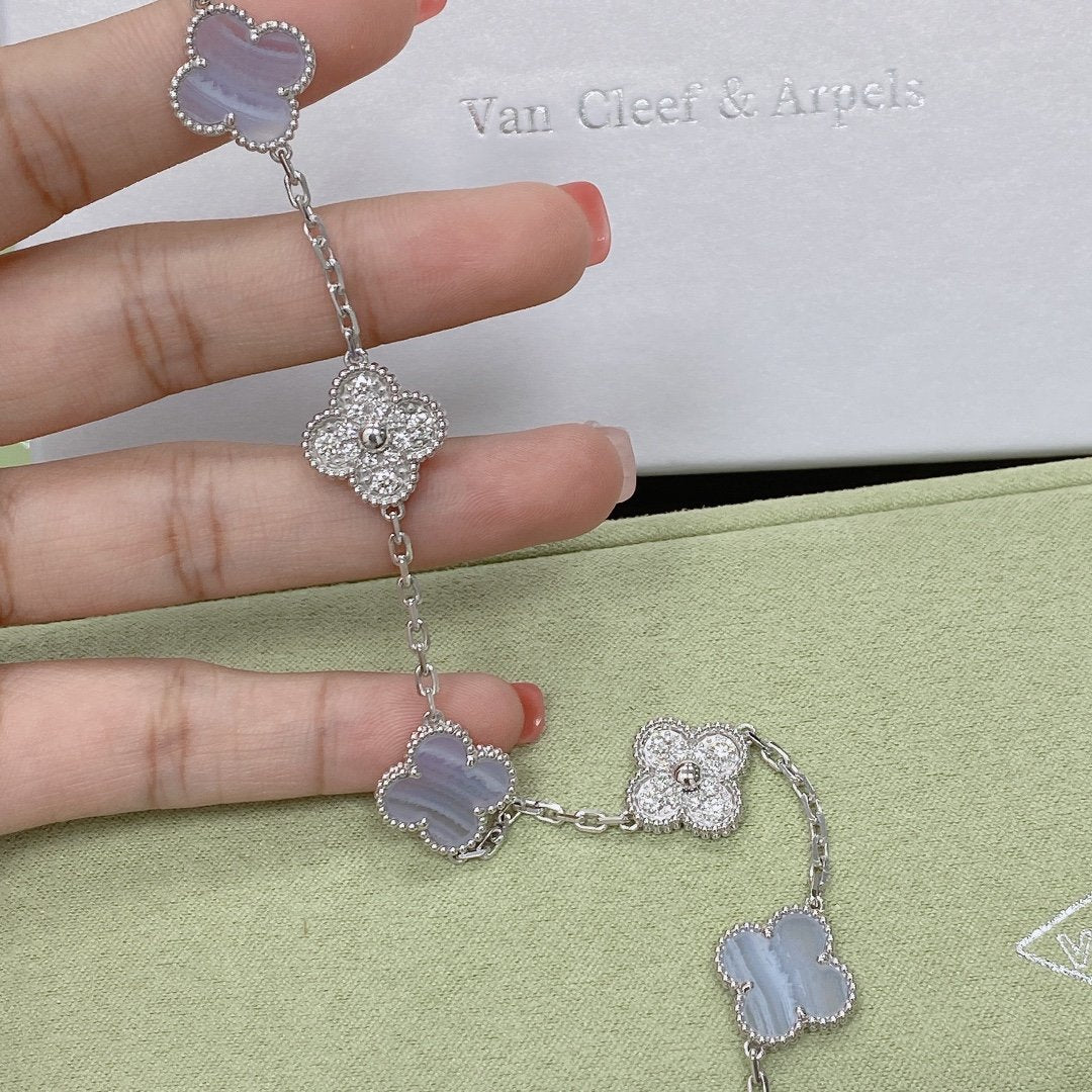 [Marins] CLOVER 5 MOTIF PURPLE CHALCEDONY BRACELET COLLECTION