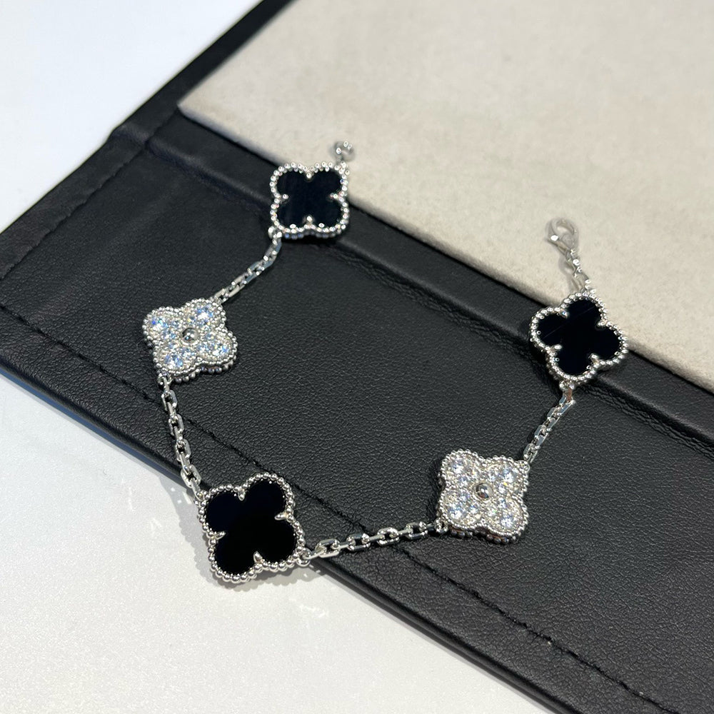 [Marins] CLOVER 5 MOTIF ONYXS BRACELET COLLECTION