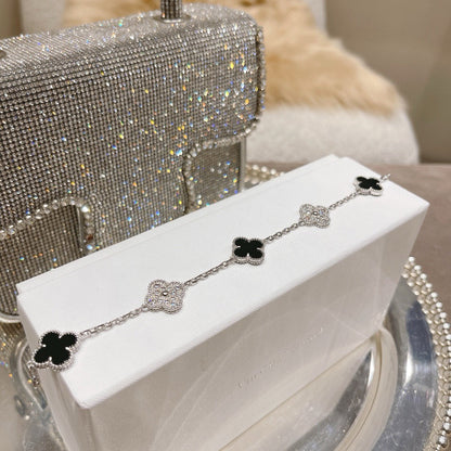 [Marins] CLOVER 5 MOTIF ONYXS BRACELET COLLECTION