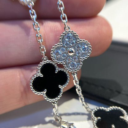 [Marins] CLOVER 5 MOTIF ONYXS BRACELET COLLECTION