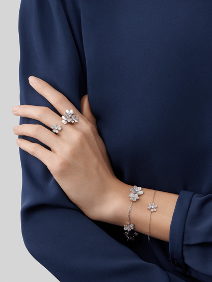 [Marins]FRIVOLE SILVER FLOWER DIAMOND BRACELET