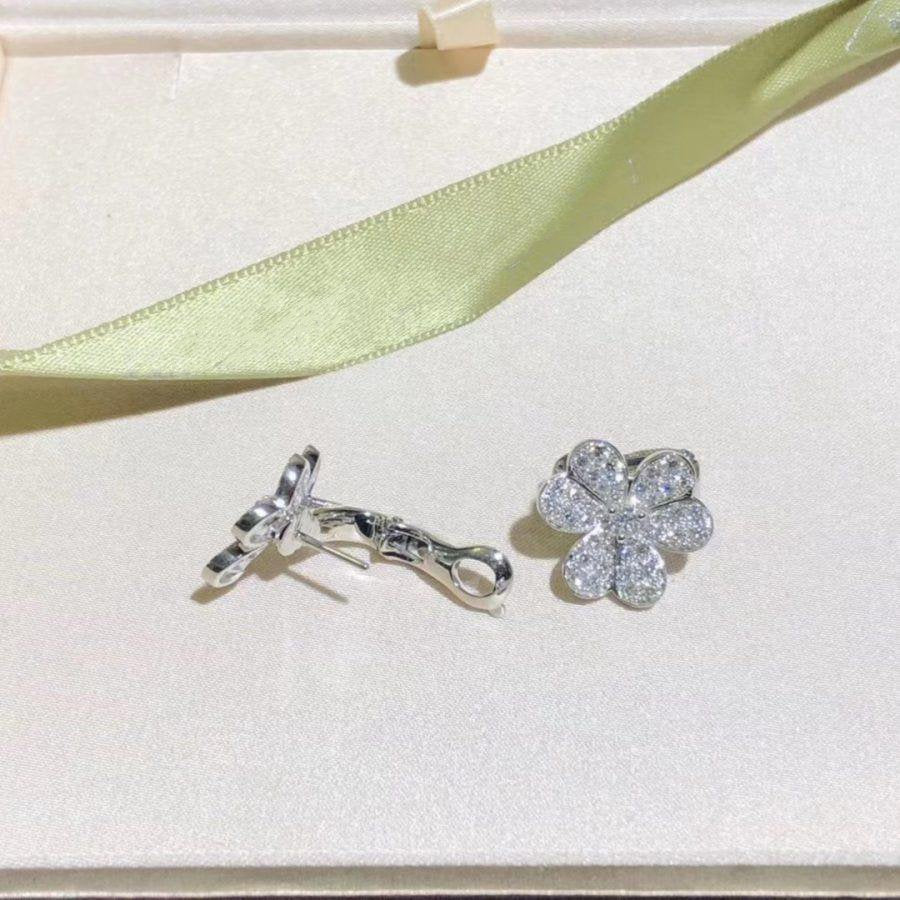 [Marins]FRIVOLE SILVER FLOWER DIAMOND EARRINGS