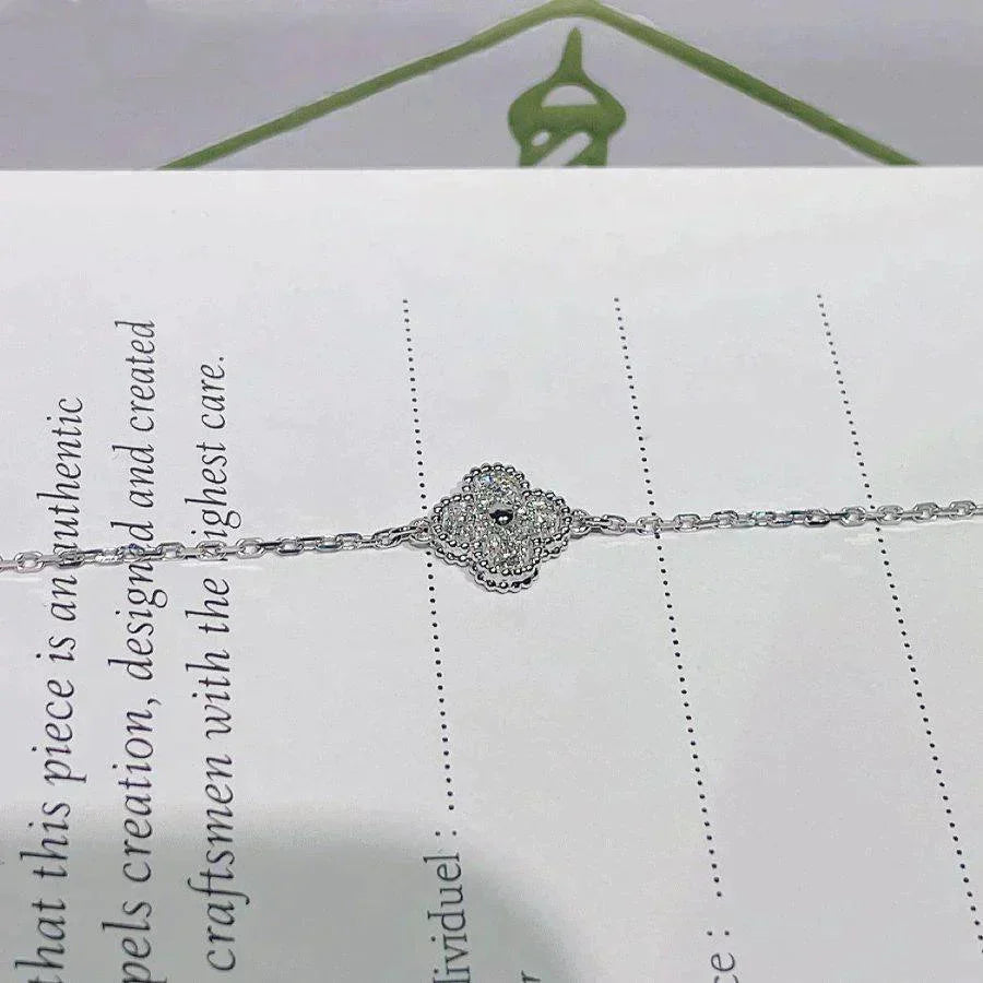 [Marins]CLOVER  SINGLE FLOWER BRACELET SILVER