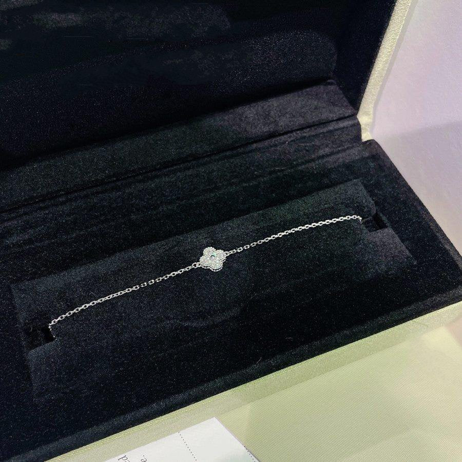 [Marins]CLOVER  SINGLE FLOWER BRACELET SILVER