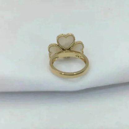 [Marins]SWEET CLOVER WHITE MOP RING
