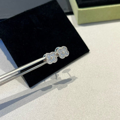 [Marins]CLOVER MINI DIAMOND STUD EARRINGS